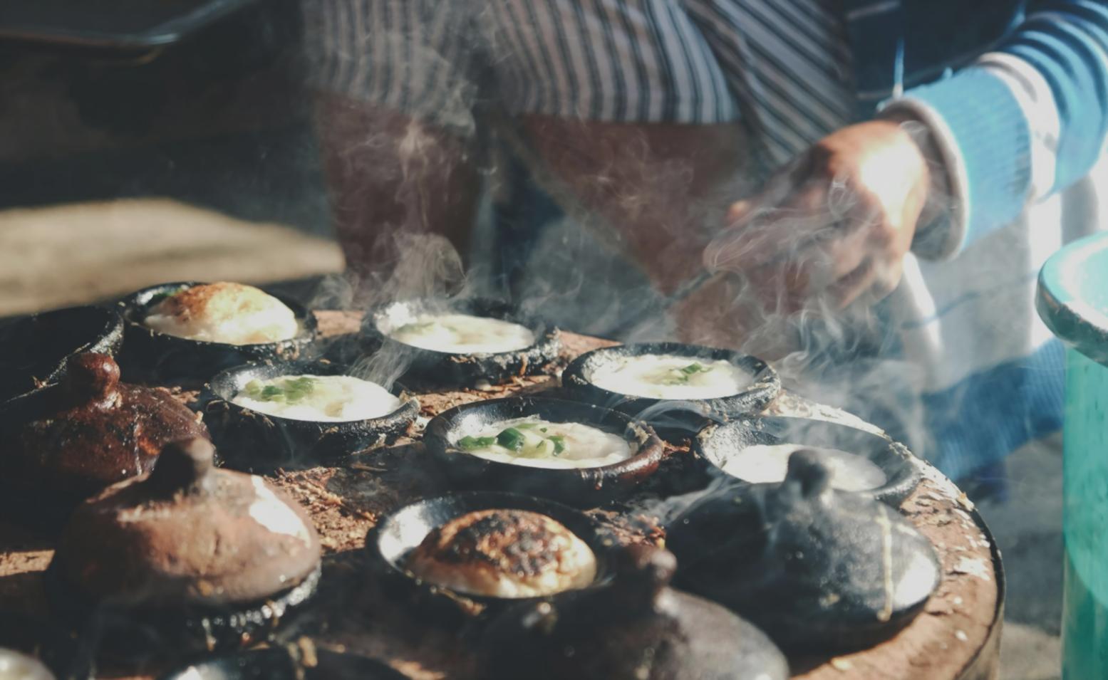Detailaufnahme von Canapés und Fingerfood